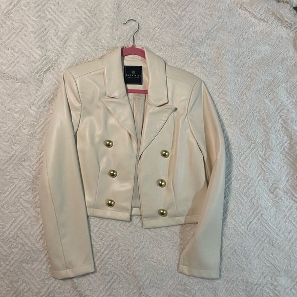 Bagatelle Ivory Blazer with Gold Buttons - Picture 1 of 5